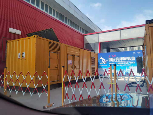招远发电车出租-发电机无电压或电压太低怎么办?